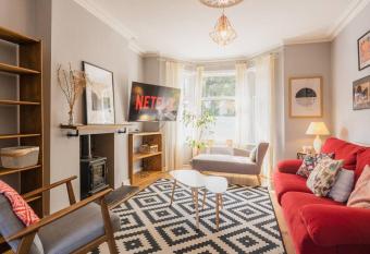 Well located 3 bedroom home in central Chester with Parking has Balcony rooms