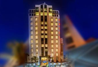 Bravo Royal Hotel Suites allows 18 year olds to book a room