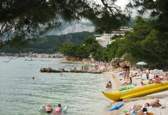 Adria Apartments allows 18 year olds to book a room