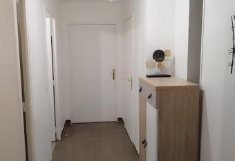 F4 - Duplex spacieux proche d Orly has Balcony rooms