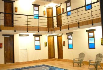 Chrisban Hotel Boutique has Balcony rooms