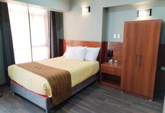 Hotel Ricchari Inka Cusco allows 18 year olds to book a room