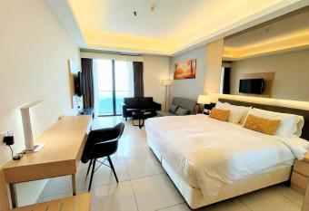 Genting Peak 4PaxStudio215 @Ion Delemen allows 18 year olds to book a room