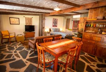 Gardenhouse on George has Balcony rooms