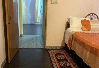 NIRALA PALACE has Balcony rooms