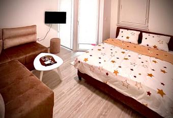 Amore Lux has Balcony rooms