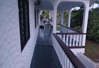 Olosara Haven has Balcony rooms