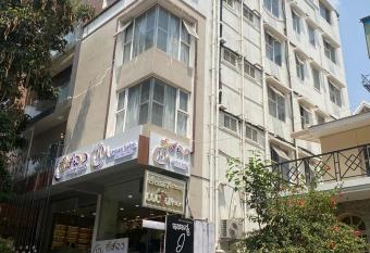 Cocoon Suites has Smoking rooms