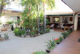 Blommenberg Guest House has Balcony rooms