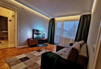 Campia Turzii central apartment has Balcony rooms