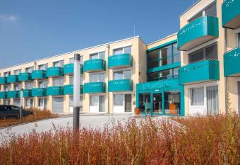 Apartments in Erding - Oberbayern 36757 has Balcony rooms