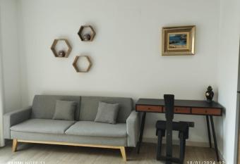 ESTUDIO d PACO has Balcony rooms