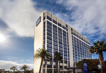 Garden Court Kings Beach allows 18 year olds to book a room