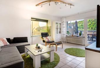 Rheinferien has Balcony rooms