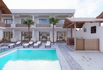 adma hotel allows 18 year olds to book a room