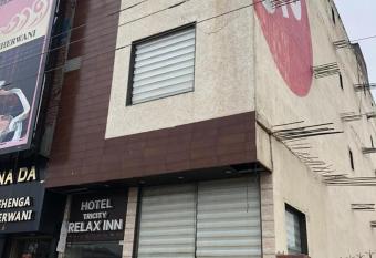 Hotel trycity relax inn allows 18 year olds to book a room