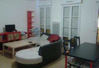 Apt 3 bedrooms-1km from Disney and Vall  e Village has Balcony rooms