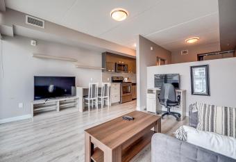 1 Bedroom Condo in Waterloo has Balcony rooms