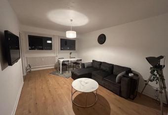 Une vue imprenable sur Metz ! allows 18 year olds to book a room