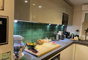 Maison climatis  e 155 m2+jardin has Balcony rooms