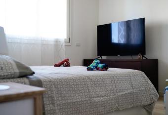 New Living Milano has Balcony rooms