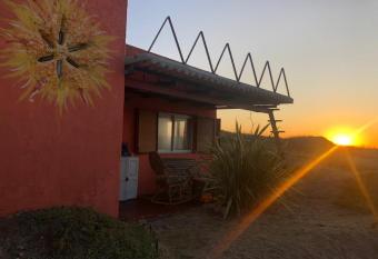 LaGloriaMds allows 18 year olds to book a room