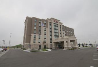Hampton Inn & Suites by Hilton Toronto Markham allows 18 year olds to book a room