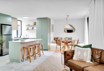 Beachfront Beauty allows 18 year olds to book a room