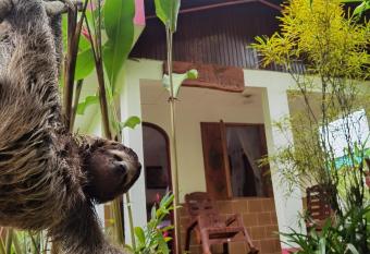 Cabinas Tito has Balcony rooms