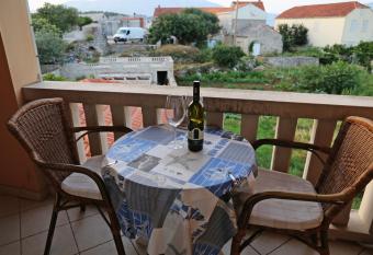 Apartments Katica has Smoking rooms