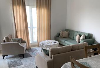 Apartment in Al-Rehab City has rooms with a private hot tub