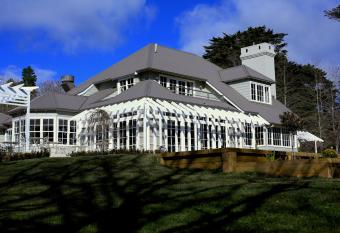 Parklands Country Gardens & Lodges Blue Mountains has Balcony rooms