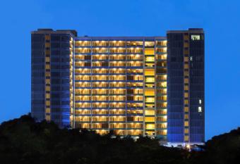 Best Western Premier The Hive has Smoking rooms