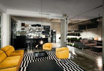 WALLYARD CONCEPT HOSTEL Berlin allows 18 year olds to book a room