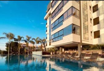 Cobertura Palmas allows 18 year olds to book a room