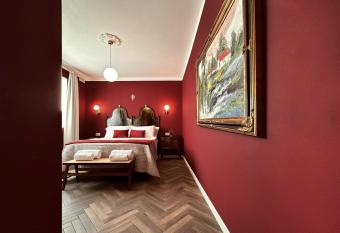 Villa Danilla allows 18 year olds to book a room