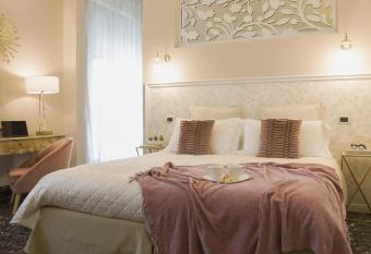 Accanto Al Centro B&B allows 18 year olds to book a room