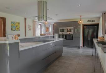 Yellowrush Lodge @ Yellowtop has Balcony rooms