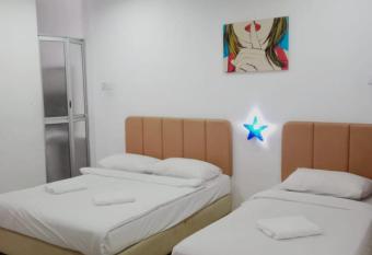 One Stop Hotel has Balcony rooms