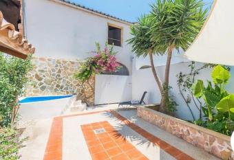 Ca sa Cristeta de s escola has Balcony rooms