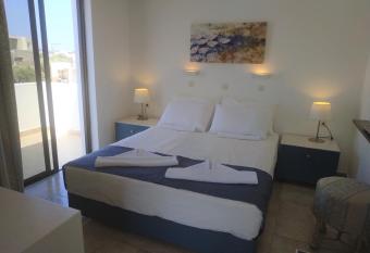 Hotel Narkissos has Balcony rooms