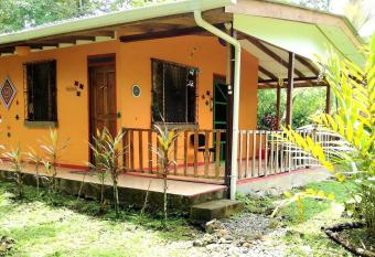 Cabinas Caribe Luna has Smoking/Balcony rooms