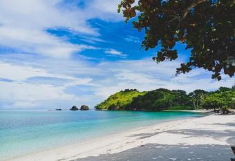 Aglicay Beach Resort has Balcony rooms