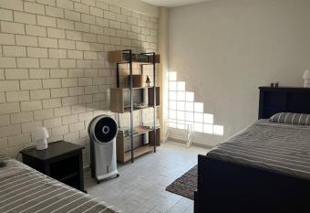 Departamento en Cd Ju  rez allows 18 year olds to book a room