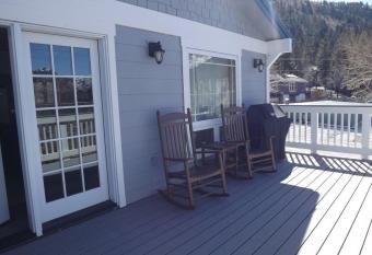 Rr-johnson Suite has Balcony rooms