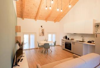 Don Bi Apartments has Balcony rooms