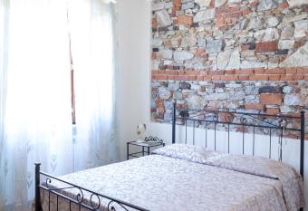 Dolce Sosta has Balcony rooms