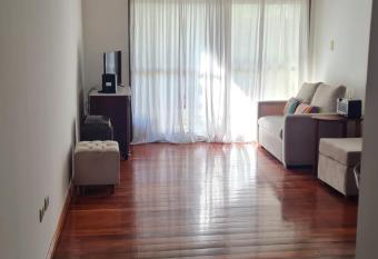 Departamento c  ntrico calle 12 has Balcony rooms