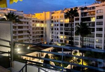 Studio en plein centre de Cannes has Balcony rooms