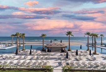 Encantame Towers Free American Breakfast - Beach Cabana has Balcony rooms